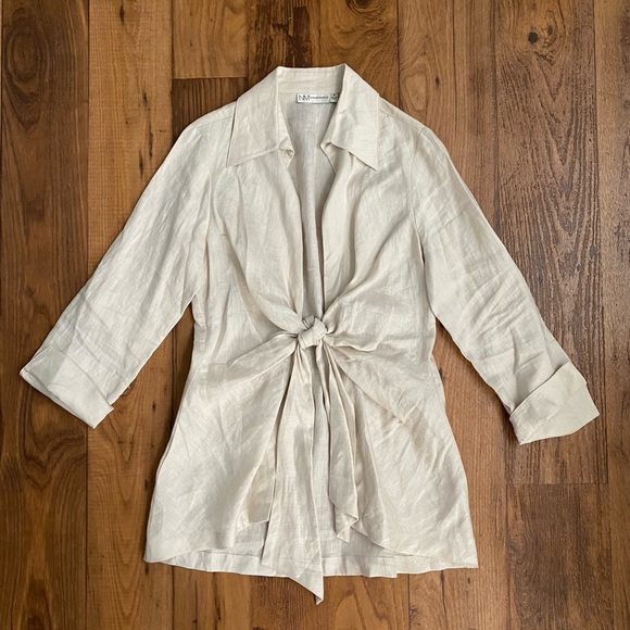 Neiman Marcus Tan Long Sleeve Top - Picture 1 of 3